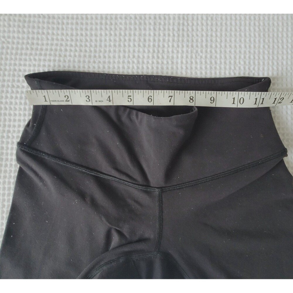 Lululemon low rise Nulux Black 22" cropped leggings size 4 - Picture 6 of 10